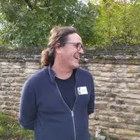 Vincent Chevrot, vigneron du domaine Chevrot, à Cheilly-les-Maranges, en Saône-et-Loire, a internalisé la traction animale, grâce à la formation d'un