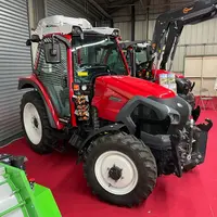 Tracteur Lindner Lintrac 100 avec pont avant suspendu et surpressurisation de cabine de catégorie 4.