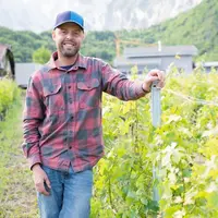 Guillaume Bodin, conseiller viticole chez Biodynamie &amp; Cie et viticulteur sur 1,08 ha à Chamoson, en Suisse