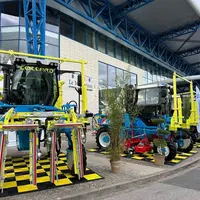 Tracteur enjambeur Bobard et rogneuse Collard au salon du Viteff 2025.