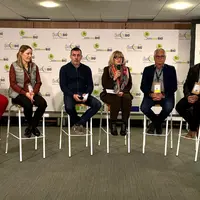De gauche à droite: Frédéric Saccoman de la coopérative Héraclès, Carole Frelin de la maison de négoce Frelin, Fabien Castelbo