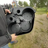 Prétailleuse Pellenc à détection magnétique des piquets