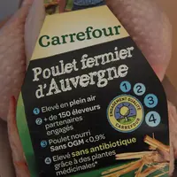 Fin novembre, ce poulet élevé sans antibiotique était proposé au prix de 5,75 euros/kg dans un Carrefour de Bretagne.