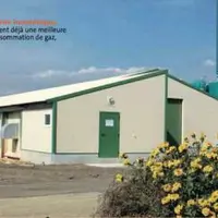 Avec ce bâtiment C-Lines très hermétique, Nicolas et Nathalie Doux constatent déjà une meilleure ambiance et une baisse de la consommation de gaz, com