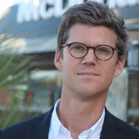 Rémi Rocca est ingénieur agricole formé à Purpan-Toulouse. Entré chez McDonald’s France en 2009 comme acheteur, il en est aujourd’hui le directeur des