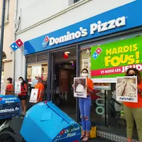 Sans aucune preuve, une vidéo de L214 accuse Domino's d'utiliser du poulet brésilien élevé dans de mauvaises conditions. Juste pour qu'il signe l'Euro