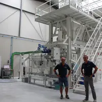 Xavier Roulleau (à droite), directeur de Dietaxion, et Xavier Bonnet, responsable de production. « Greenaxion permettra plus de souplesse et s’inscrit