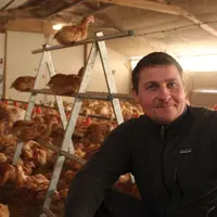 Benoît Drouin, éleveur à Rouez en Champagne et président de la commission bio au sein du Synalaf: « En volaille plein air, l’accès au parcours vaut le