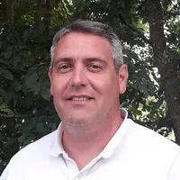 Jean-Charles Vicet, expert agroforestier des parcours volailles.