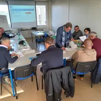 Préparer son départ : Se former en collectif pour transmettre