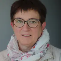Isabelle Leballeur est une avicultrice sarthoise engagée dans le syndicalisme