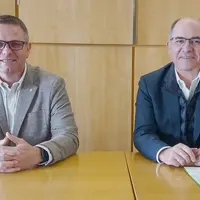 Christophe Congues, président de la coopérative Euralis, et Philippe Saux, son directeur général.