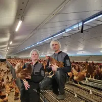<em class="placeholder">Mathieu Périer et son épouse Christelle ont retrouvé un nouveau souffle pour l’agriculture en créant deux bâtiments pondeuses