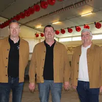 <em class="placeholder">Emmanuel (à gauche), Sylvain (au centre) et Fabrice Bauchet apprécient la souplesse de fonctionnement que leur apportent des b
