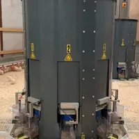 Les poulets ont eu accès à deux aliments différents, distribués par la mangeoire électronique BIRDe.
