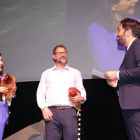 Un pacte filières entre la coopérative et la région des Pays de la Loire a été signé visant à mobiliser les cuisines des lycée