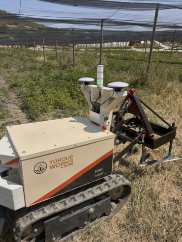 Robot chenillard SRBC, un outil compact. 