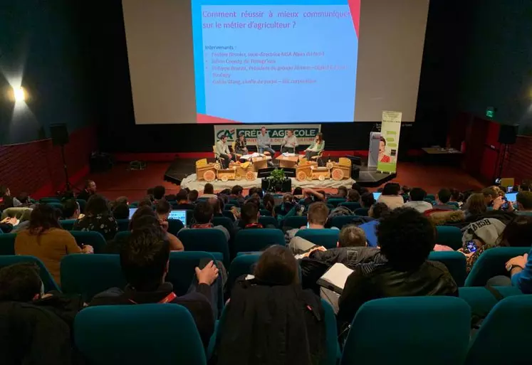 François Chamot président de JA74 et organisateur de la session RGA au Grand-Bornand a accueilli 200 responsables JA venus de France et d’Outre Mer pour partager les initiatives du réseau pour donner envie d’agriculture.