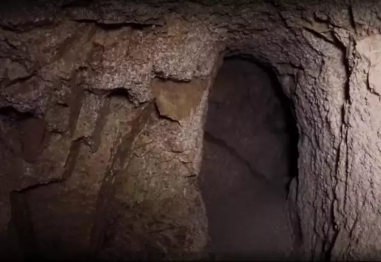 Souterrain découvert par Jean-Robert Pérard.