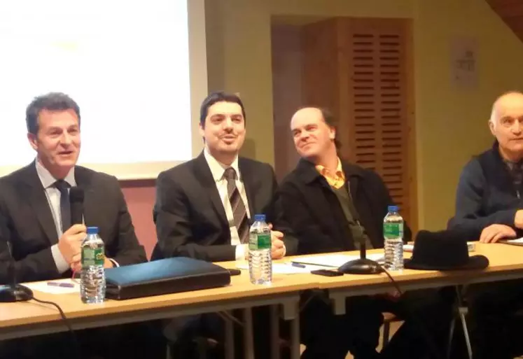 Le président Jean-Marc Boyer a fait témoigner les représentants des communes bénéficiaires de l’appel à projet TEPCV.