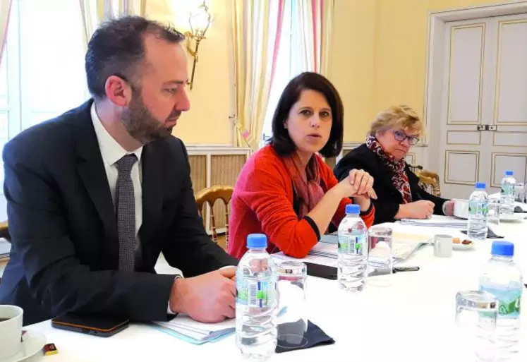 Anne-Gaëlle Boudoin-Clerc, Préfète du Puy-de-Dôme, se montre déterminée à intensifier la sécurité routière dans le Puy-de-Dôme.