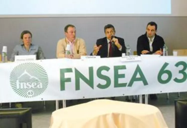 De gauche à droite, Marion Vedel, Christian Peyronny, Xavier Beulin et David Chauve.