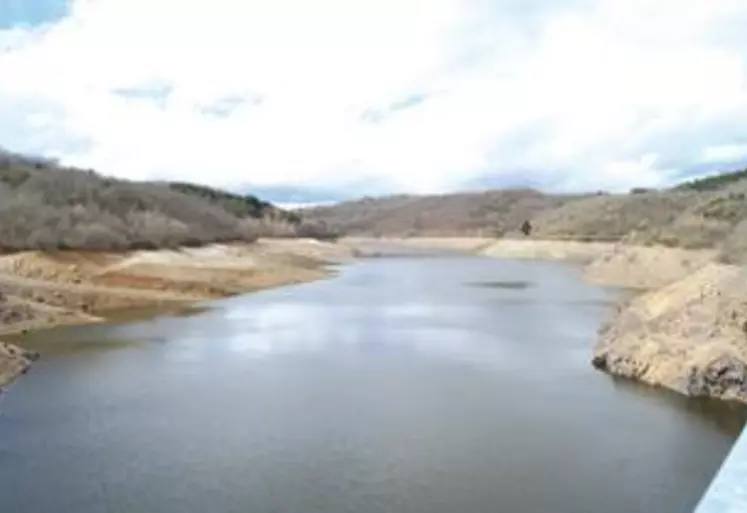 Dès avril 2019, la réserve du barrage de la Sep a entamé sa descente pour ne jamais s’arrêter jusqu’au mois d’août.