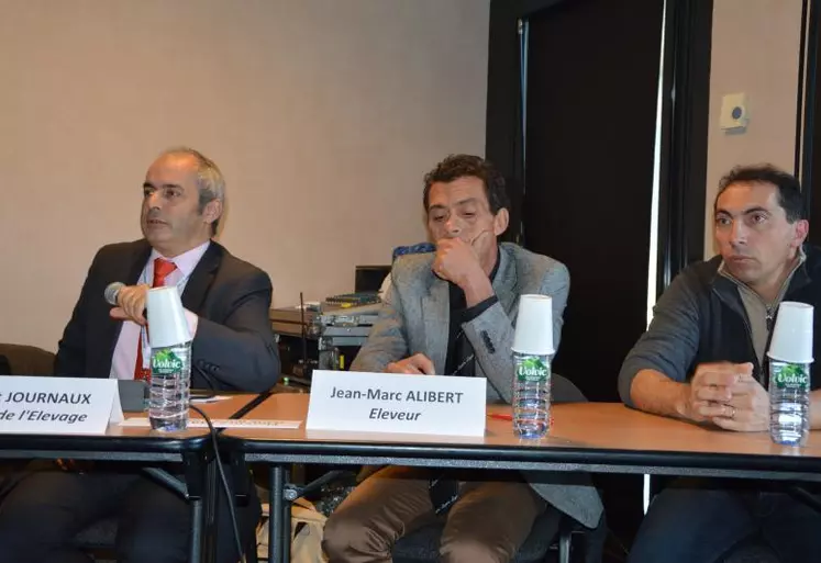 De gauche à droite, Laurent Journaux (IDELE), Jean-Marc Alibert, président de la commission bovin viande de FGE et du Herd-book Limousin et Philippe Boulesteix (IDELE).