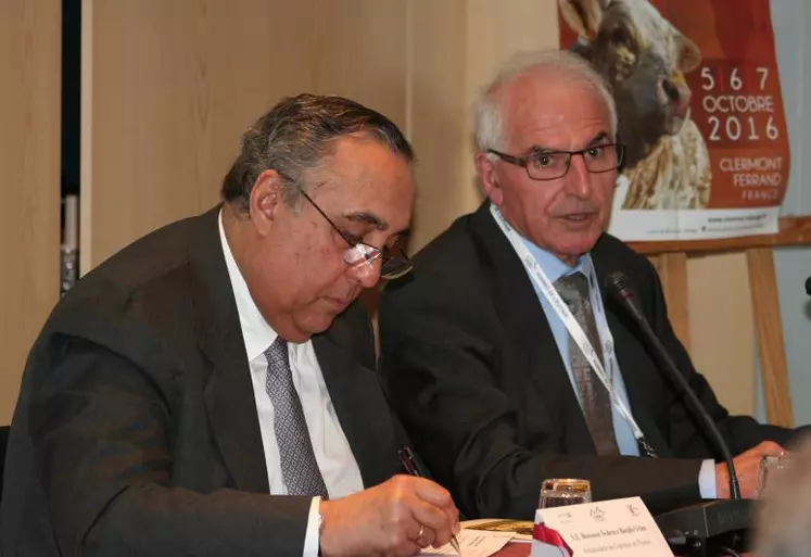 Roger Blanc, chargé de mission à l’International du Sommet de l’élevage et Federico Renjifo Vélez, ambassadeur de Colombie en France.