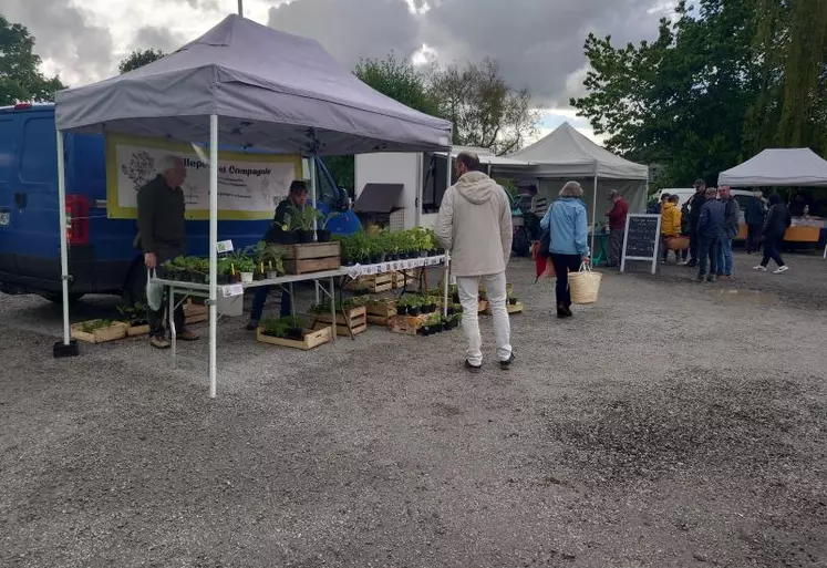 Cette année c'est La Saunière qui a ouvert la saison des Marchés de Producteurs de pays.