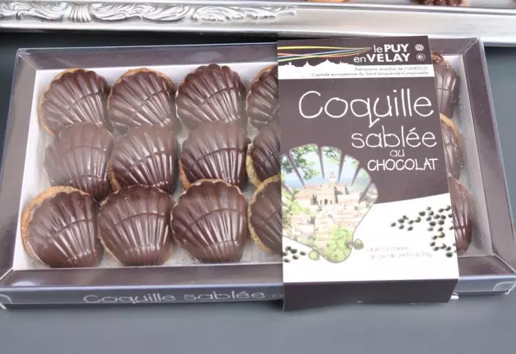 Les coquilles sablées au chocolat sont vendues en boîte de 18.