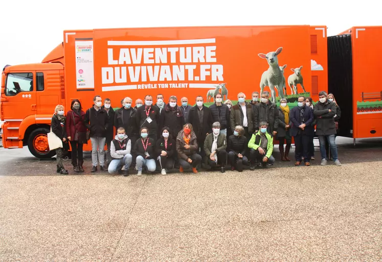 Le Bus de l'Aventure du Vivant était à Yssingeaux en octobre 2020