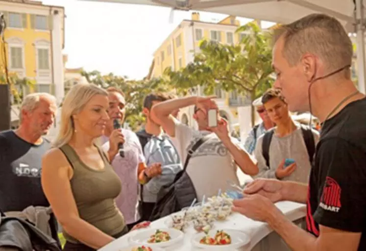 À Nice, l'opération du Sifam a bénéficié de l'étape sportive "Pop in the city" avec 400 femmes dont l'une des épreuves était de cuisiner la fourme d'Ambert.