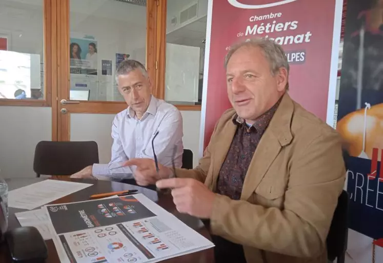 Gérard Veyrines et Dominique Gouze ont tracé la feuille de route de la chambre de métiers et de l’artisanat du Cantal.