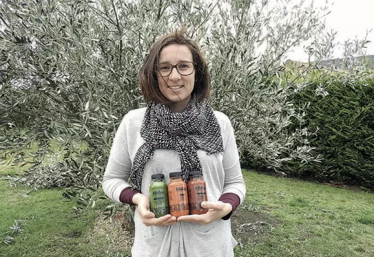 Charline Speziale propose des jus de fruits et légumes locaux, pressés à froid, non pasteurisés, sans additif et sans conservateur.