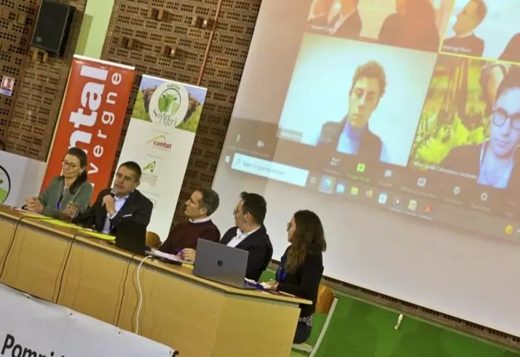 Les participants aux tables rondes de la quatrième édition du « rendez-vous de l'agriculture et de l'innovation », qui s'est tenue le 4 avril, sont unanimes : le numérique est nécessaire à l'avenir de l'élevage.