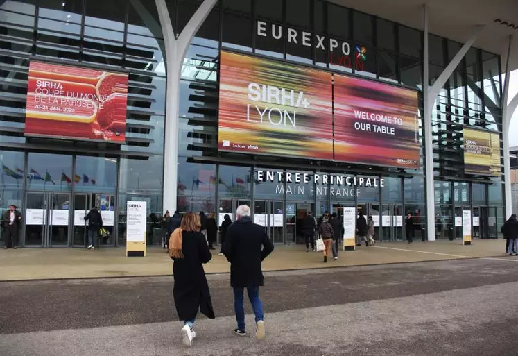 Du 18 au 23 janvier, le Sirha, salon de la restauration, de l'hôtellerie et de l'alimentation, a réuni 4 000 exposants et devait accueillir entre 150 000 et 180 000 visiteurs.