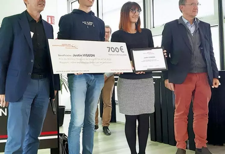 Âgé de 20 ans, ce jeune diplômé de BTSA au lycée agricole de Saint-Chély a remporté le premier prix décerné par l’ordre des experts-comptables d’Occitanie, pour son rapport de stage sur une exploitation d’ovin-lait en Aveyron.