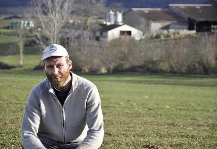 Julien Bard est installé avec son oncle et son cousin sur la commune de Lorlanges.