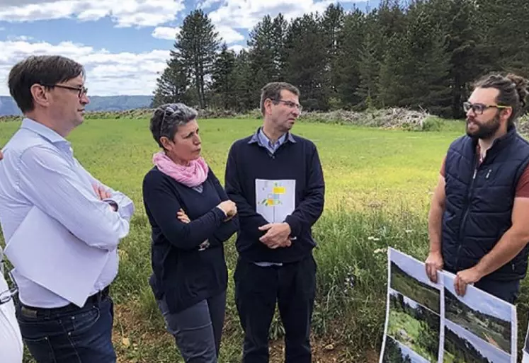 Mercredi 25 mai, Sébastien Windsor, président des chambres d'agriculture France, est venu effectuer une visite de terrain en Lozère, à l'invitation de Christine Valentin, présidente de la chambre d'agriculture de Lozère et première vice-présidente de chambres d'agriculture de France.