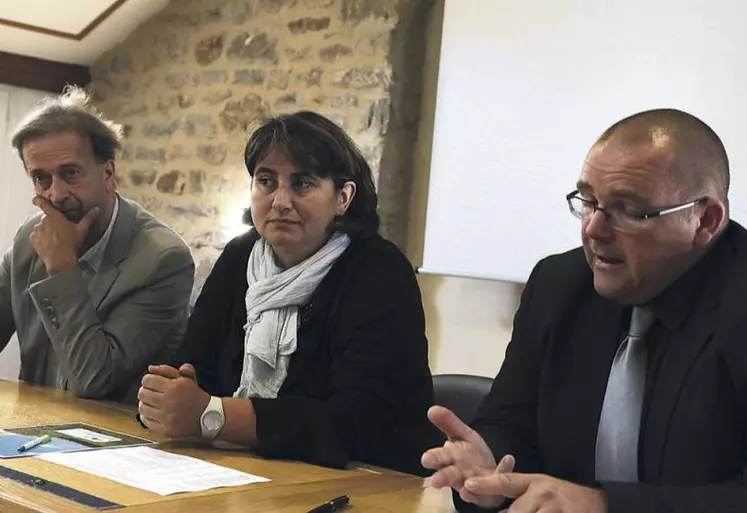 De gauche à droite, Jean-Bernard André, vice-président de l’EPL ; Sohie Pantel, présidente et Olivier Lorette, directeur.