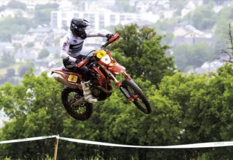 Après trois jours de course, Till De Clercq (Dafy enduro Team) a remporté la 37e édition de la célèbre course d'enduro qui s'est déroulée du 9 au 11 juin.