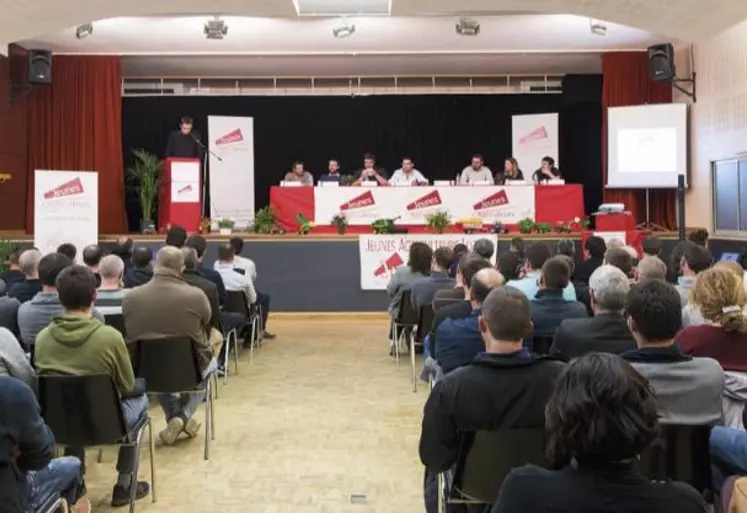 Quatre-vingt personnes environ sont venues assister jeudi dernier à l’assemblée des Jeunes agriculteurs de Lozère.