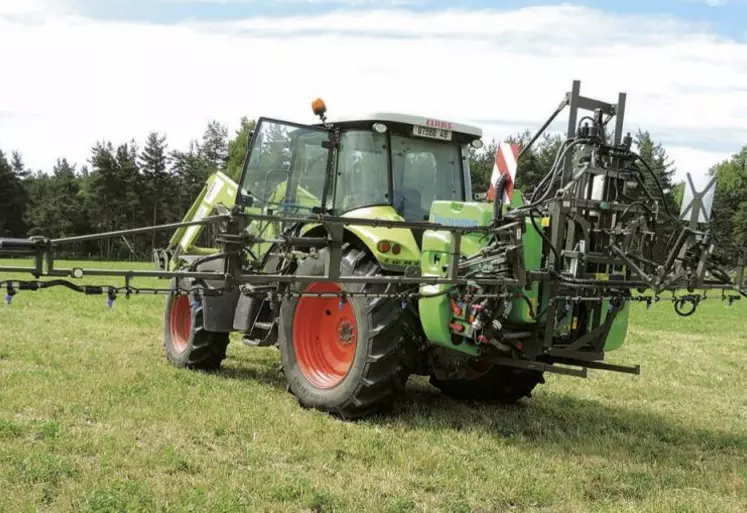 Comme chaque année, la FDCuma organise des journées de contrôles de pulvérisateurs, sous-traités à Olivier Souzy de la société Serv’Agri Arverne (S2A).