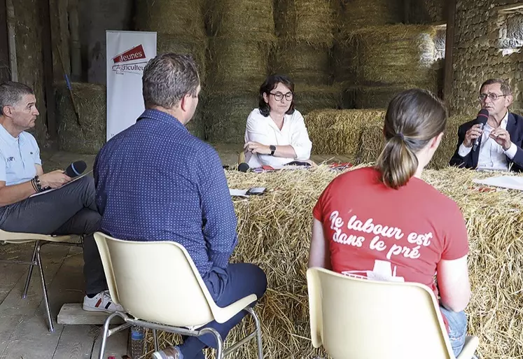 Le débat où JA et candidats se sont fait face