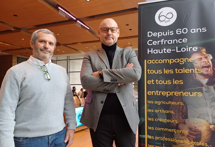 Le président de Cerfrance Haute-Loire,Thierry Bouchet, en compagnie du directeur, Pierre-Yves Comby lors de l'assemblée générale.