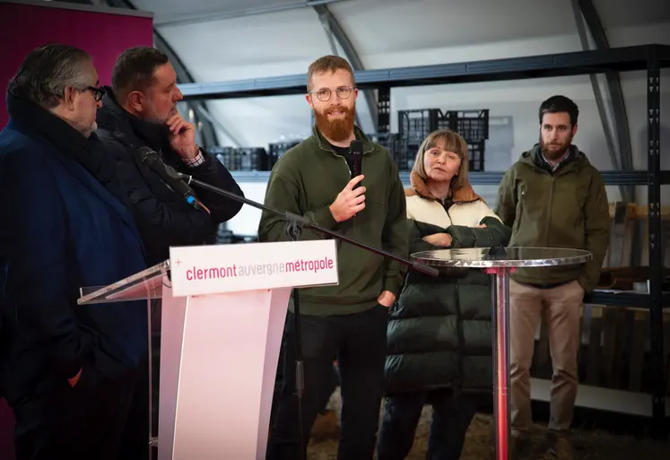 simon demolin ferme auvergne ceinture verte installation