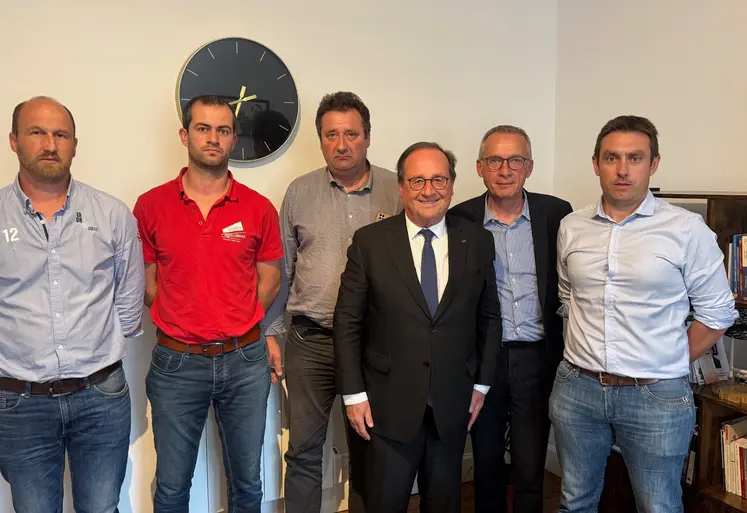 Hollande avec les syndicats de la FDSEA et des JA