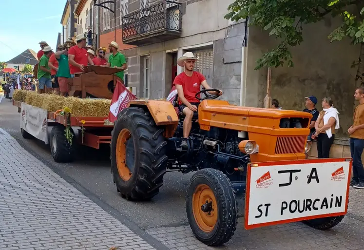 char fleuri durant la cavalcade