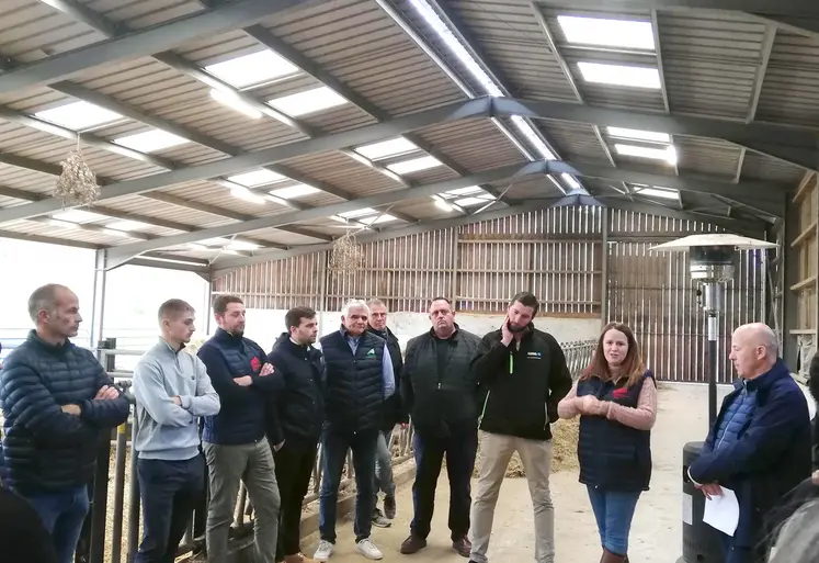 En présence d’Emmanuel Ferrand, conseiller régional, délégué au fonds Feader, Ludivine et Pierre Lot ont présenté leur exploitation agricole.